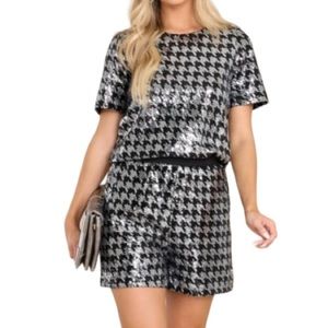 Molly Bracken Lili Sidonio DONT DULL YOUR SPARKLE SILVER SEQUIN SHORTS, Medium